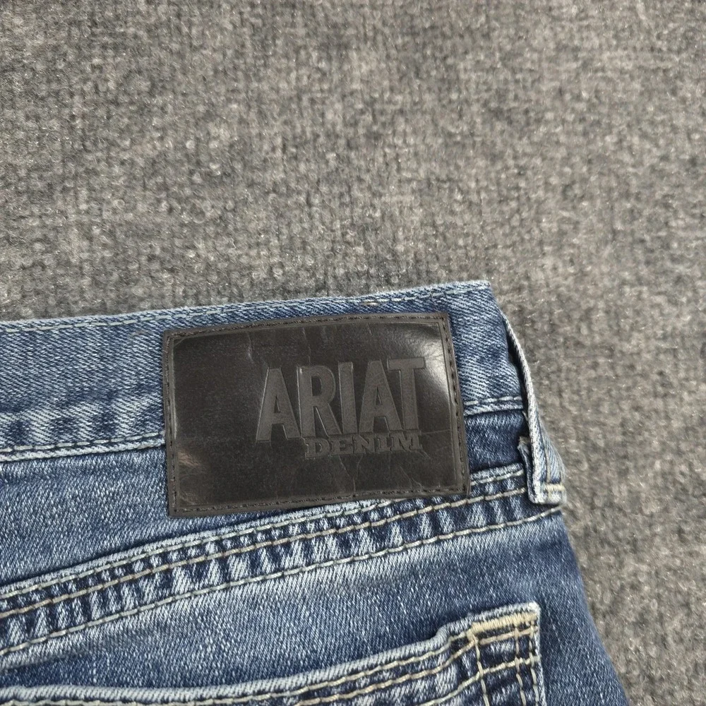 Ariat Jeans Mens 34x33 Blue M7 Slim Fit Straight Leg Coltrane Stretch Denim Work